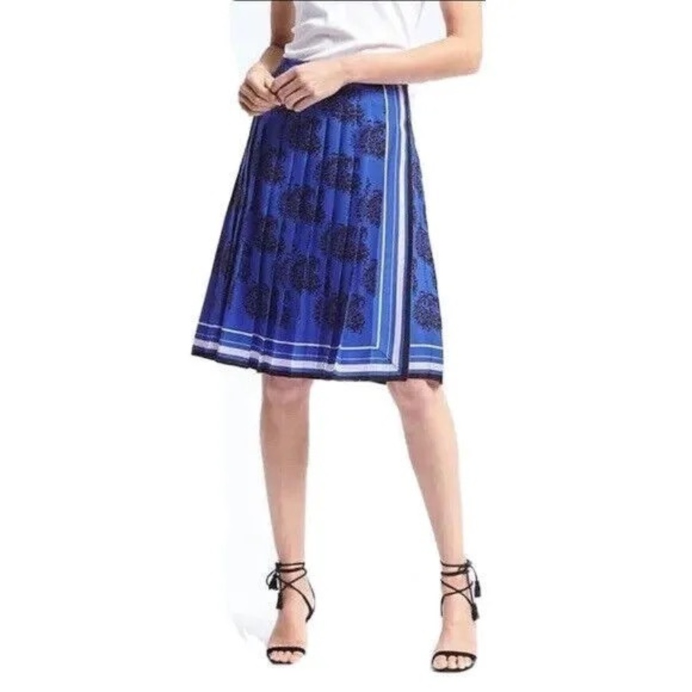 Banana Republic Blue Black Pleated Border Faux Wrap Skirt‎ Size 4